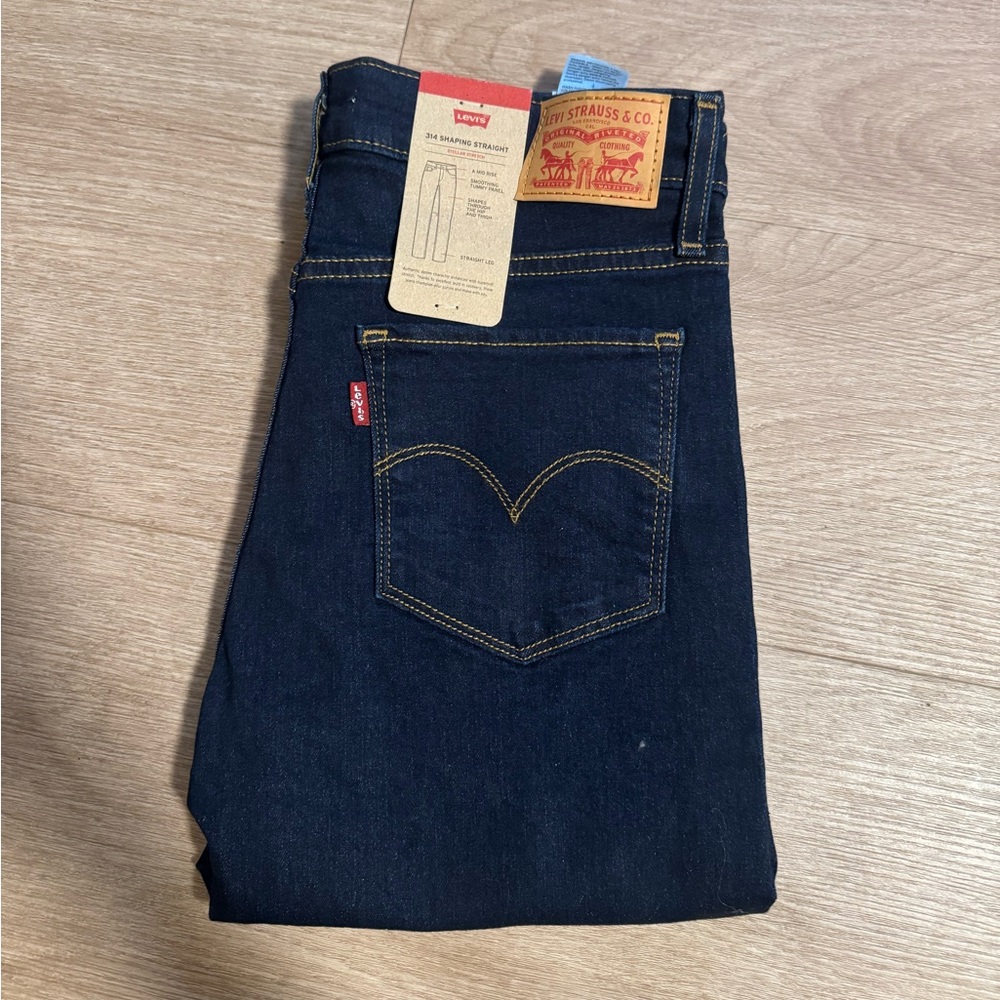 Levi’s 314 Shaping Straight Jeans Size 29 Mid Rise Stretch Denim